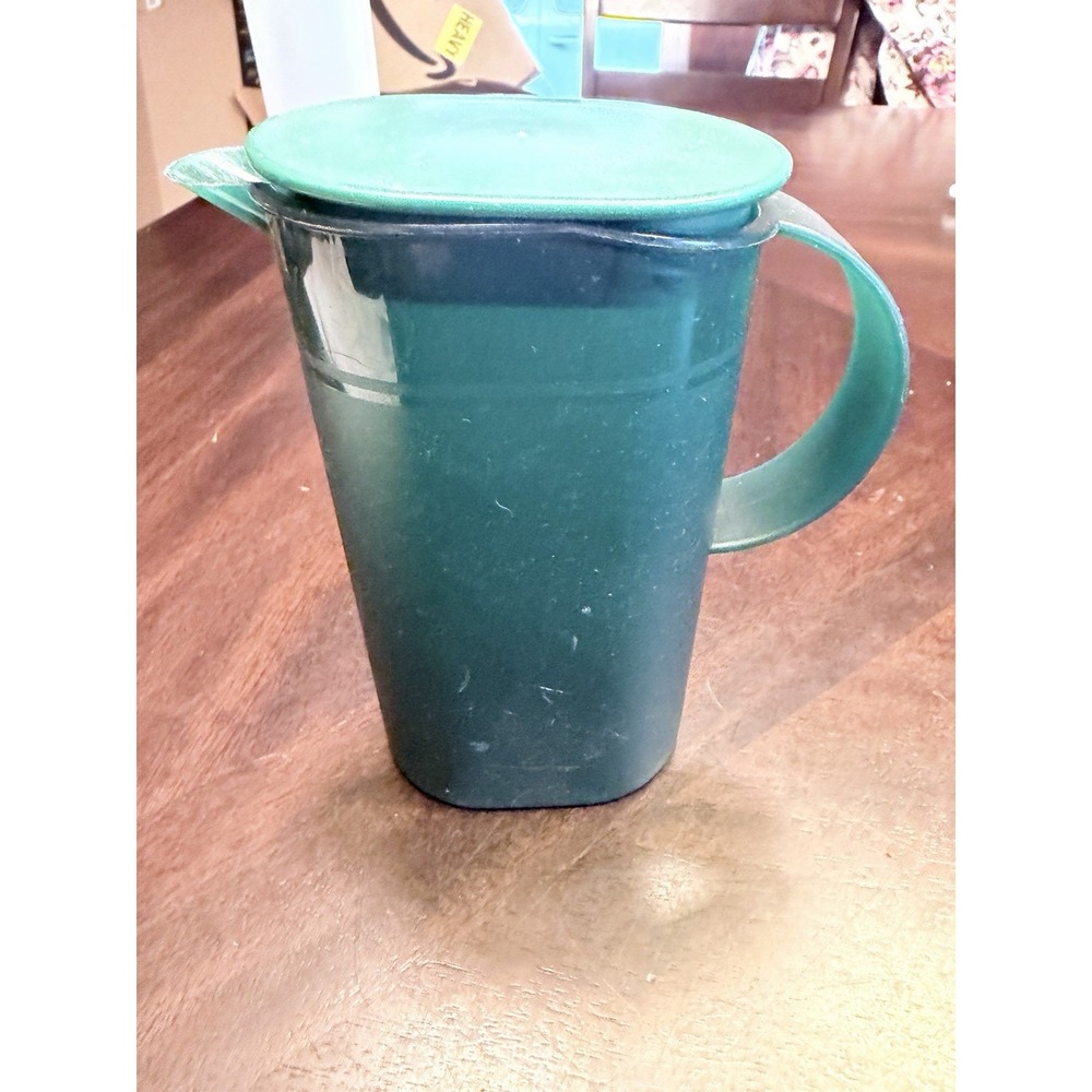 Tupperware Mini Serving Pitcher With Lid 500 Ml Hunter Green 3535A – 1